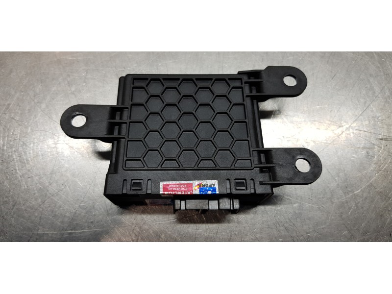 Recambio de modulo aparcamiento parking ( pdc ) para jeep renegade limited 4x2 referencia OEM IAM 00521262790 521262790 