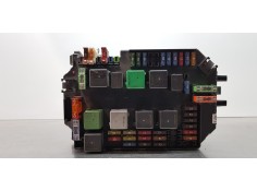 Recambio de caja reles / fusibles para mercedes clase s (w221) berlina 320 / 350 cdi (221.022) referencia OEM IAM A2215450001  