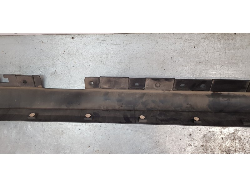 Recambio de faldon lateral para bmw x3 (f25) xdrive 20d referencia OEM IAM 51777210080  