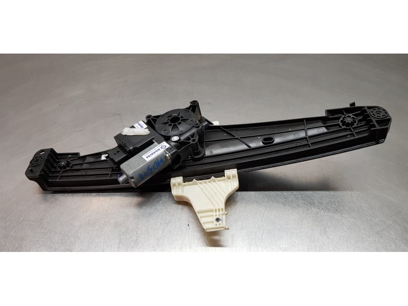 Recambio de elevalunas trasero derecho para peugeot 3008 active referencia OEM IAM 9830388880 9829482480  Recambio de elevalunas trasero derecho para peugeot 3008 active referencia OEM IAM 9830388880 9829482480