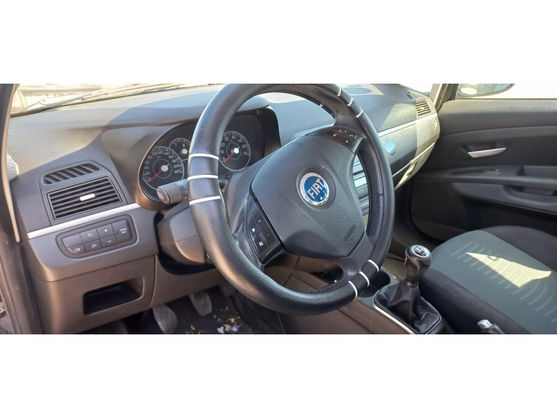 fiat grande punto (199) del año 2008