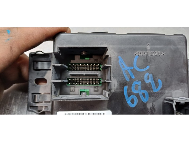 Recambio de modulo electronico para jeep renegade limited 4x2 referencia OEM IAM 521395240  