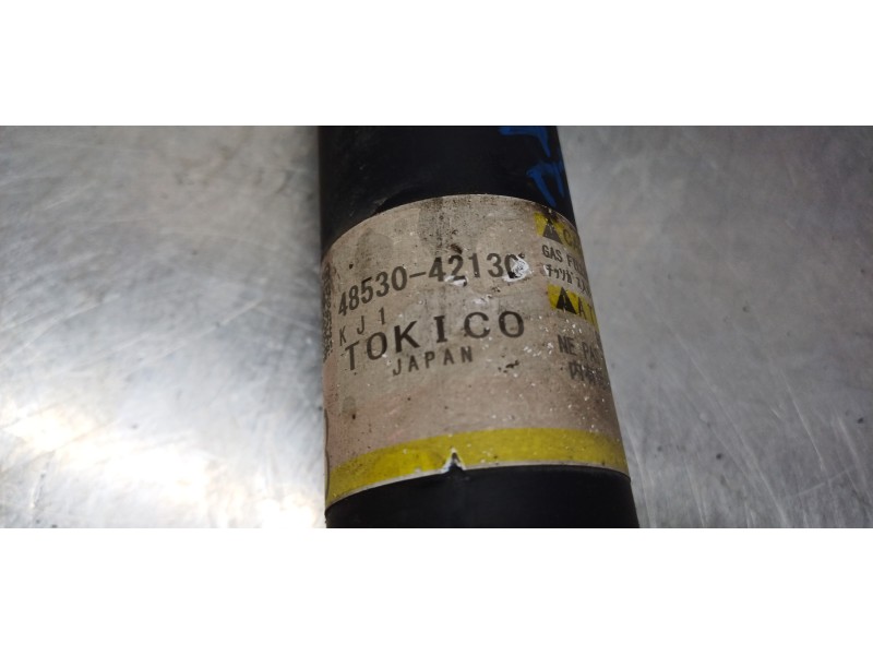 Recambio de amortiguador trasero izquierdo para toyota rav4 hybrid 4x2 advance referencia OEM IAM 4853080897 4853042130 