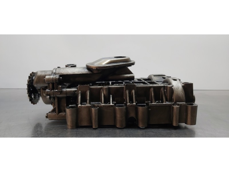 Recambio de bomba aceite para mitsubishi outlander (cw0) challenge 4wd referencia OEM IAM 9636898380  