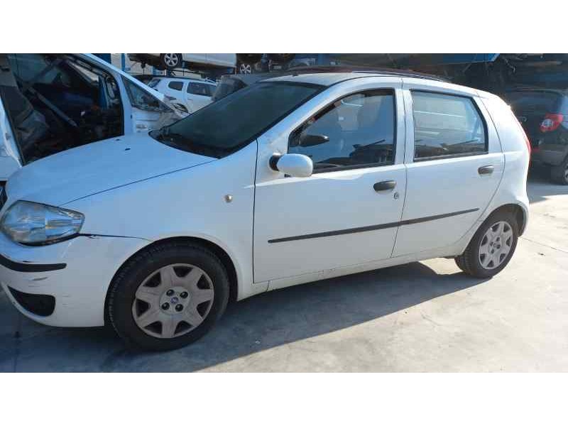fiat punto berlina (188) del año 2004