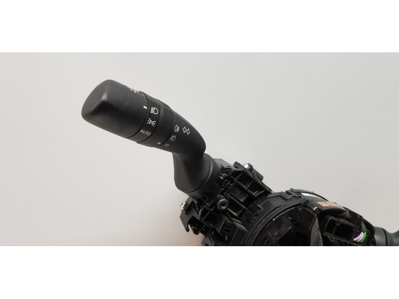 Recambio de anillo airbag para toyota rav4 hybrid 4x2 advance referencia OEM IAM 8430852010 8431911010 