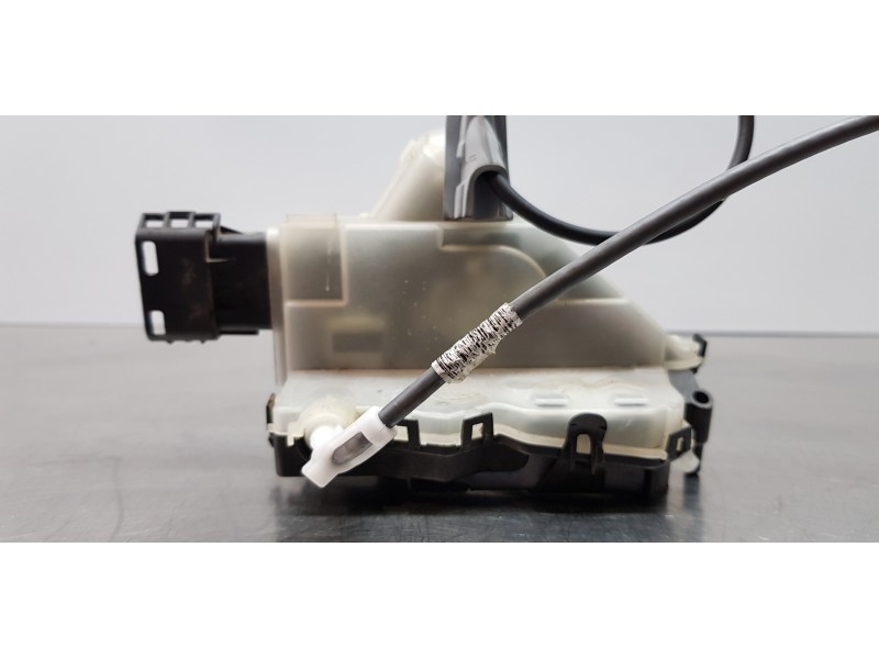 Recambio de cerradura puerta trasera izquierda para peugeot 3008 active referencia OEM IAM 9810391580 16943628  Recambio de cerradura puerta trasera izquierda para peugeot 3008 active referencia OEM IAM 9810391580 16943628