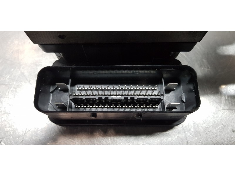 Recambio de abs para dodge caliber s referencia OEM IAM 5179864AD P05105472AD  Recambio de abs para dodge caliber s referencia OEM IAM 5179864AD P05105472AD