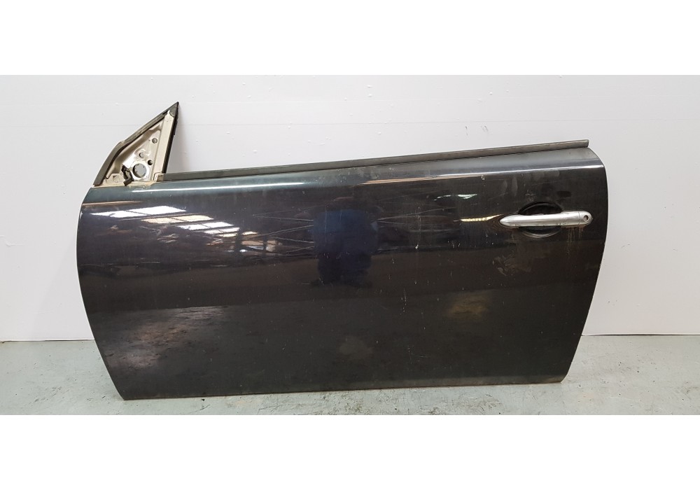 Recambio de puerta delantera izquierda para renault megane ii coupe/cabrio confort authentique referencia OEM IAM 7751474924  
