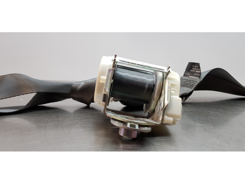 Recambio de cinturon seguridad trasero izquierdo para renault clio iii authentique referencia OEM IAM 8200683954 34003231 
