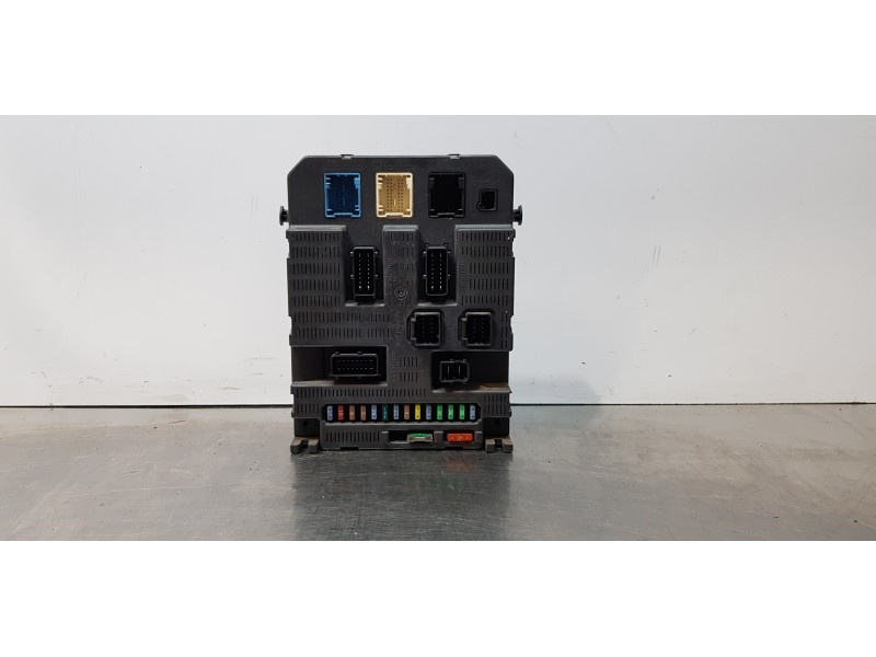 Recambio de caja reles / fusibles para peugeot 207 confort referencia OEM IAM 9663798280   Recambio de caja reles / fusibles para peugeot 207 confort referencia OEM IAM 9663798280