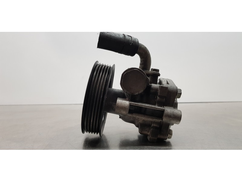 Recambio de bomba direccion para dodge caliber s referencia OEM IAM 5105449AA   Recambio de bomba direccion para dodge caliber s referencia OEM IAM 5105449AA