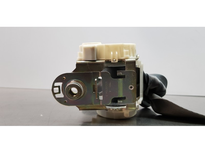 Recambio de cinturon seguridad trasero izquierdo para renault clio iii authentique referencia OEM IAM 8200683954 34003231 