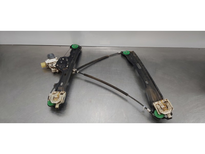 Recambio de elevalunas delantero derecho para bmw serie 1 berlina (e81/e87) 118d referencia OEM IAM 51337138466   Recambio de elevalunas delantero derecho para bmw serie 1 berlina (e81/e87) 118d referencia OEM IAM 51337138466