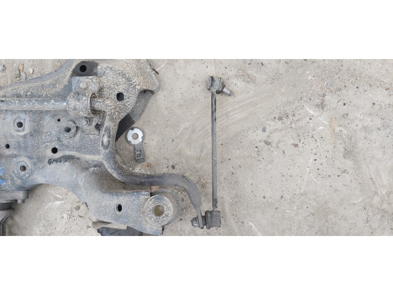 Recambio de puente delantero para kia carens ( ) basic referencia OEM IAM 62405A4650  