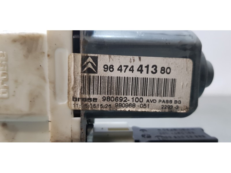 Recambio de motor elevalunas delantero derecho para citroen c4 berlina cool referencia OEM IAM 9647441380  