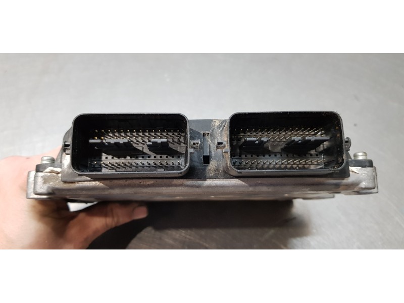 Recambio de centralita motor uce para suzuki swift berlina (mz) gl (5-ptas.) referencia OEM IAM 3392062J0  