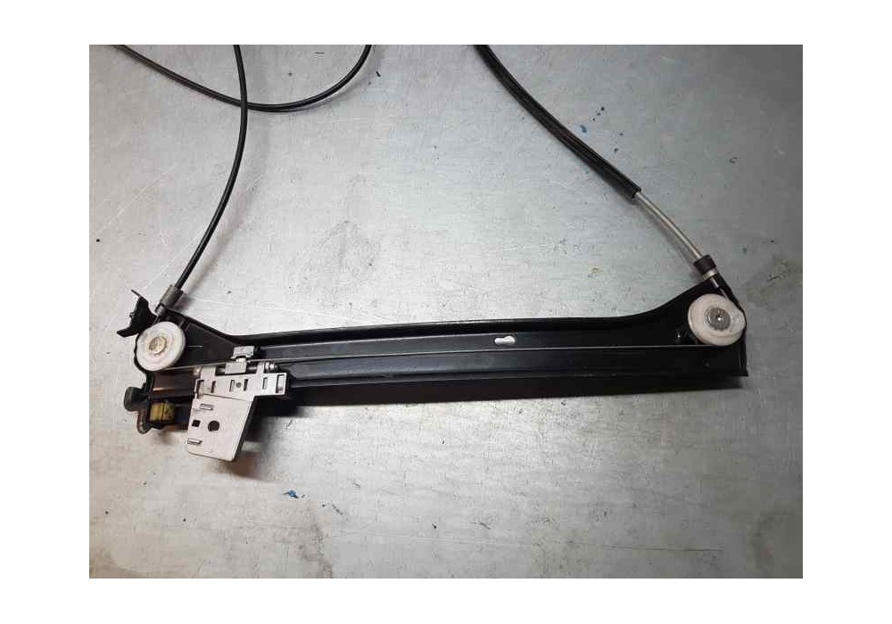 Recambio de elevalunas delantero derecho para mercedes clase clk (w209) cabrio 350 (209.456) referencia OEM IAM A2308200942  