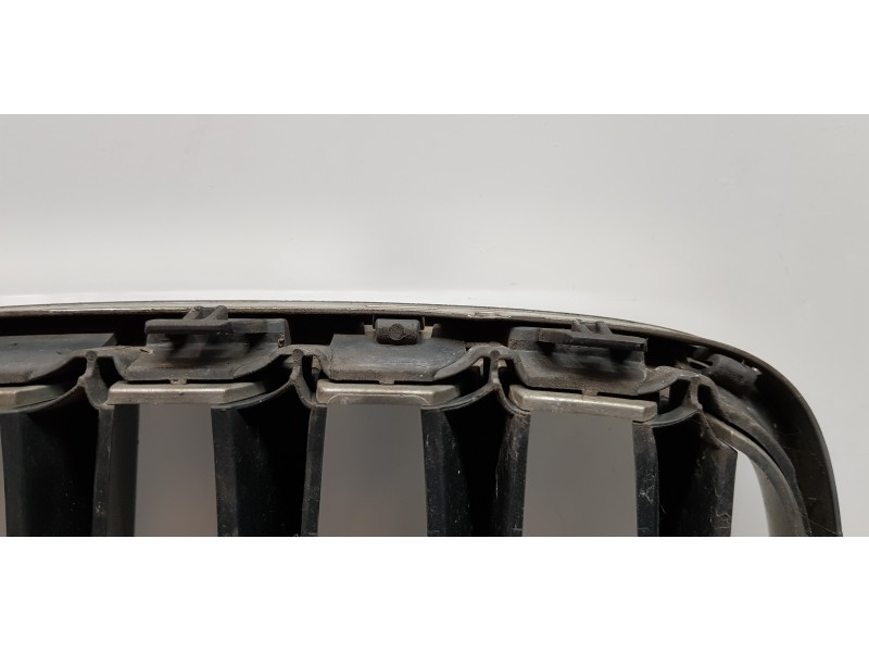 Recambio de rejilla paragolpes derecha para bmw x1 (e84) sdrive 18d referencia OEM IAM 51112993308  