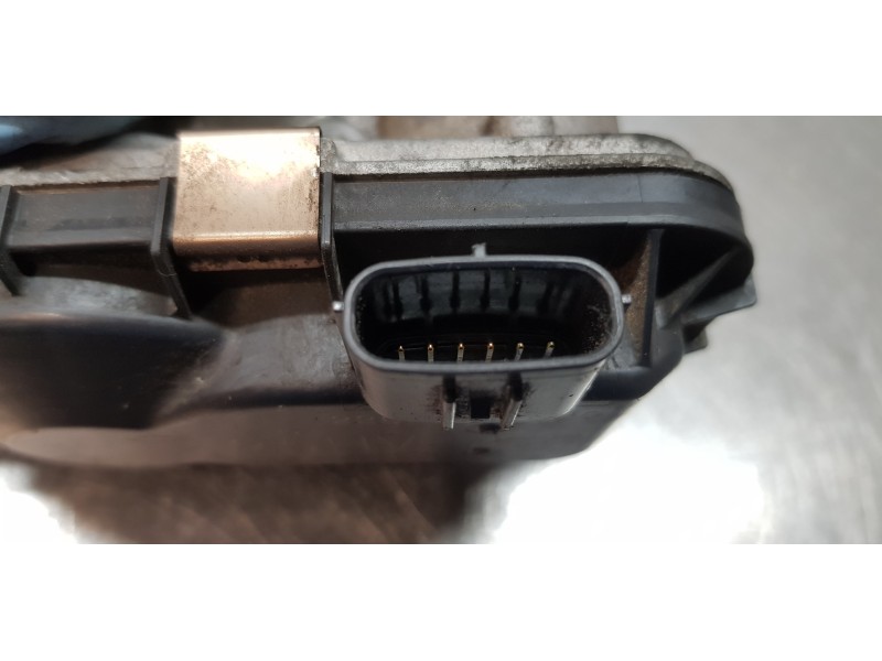 Recambio de caja mariposa para toyota rav4 hybrid 4x2 advance referencia OEM IAM 2203025020  