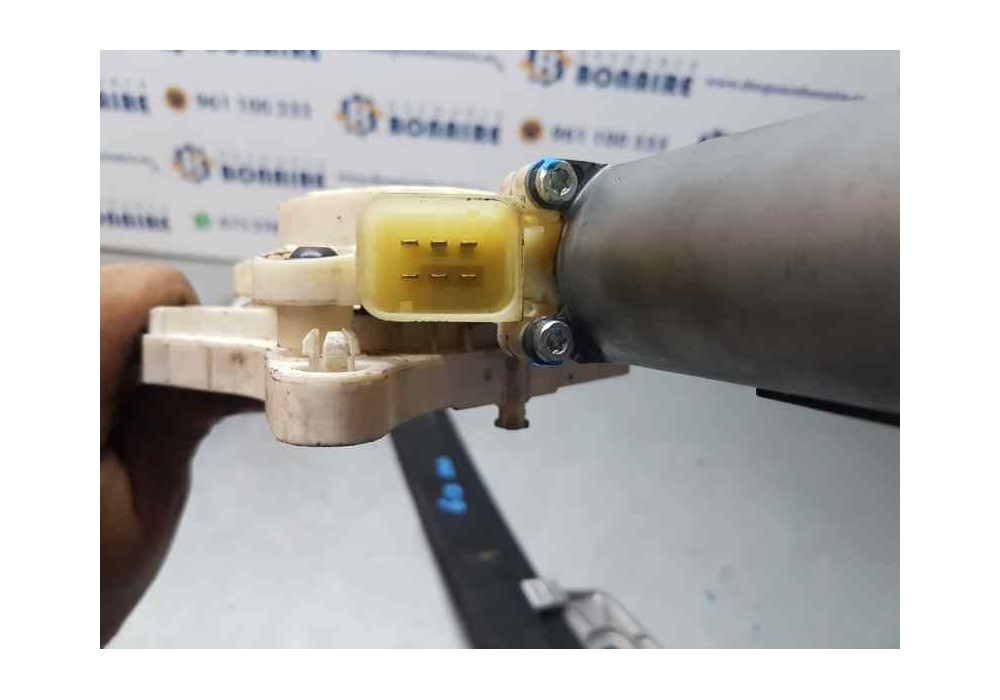 Recambio de elevalunas delantero derecho para mercedes clase clk (w209) cabrio 350 (209.456) referencia OEM IAM A2308200942  