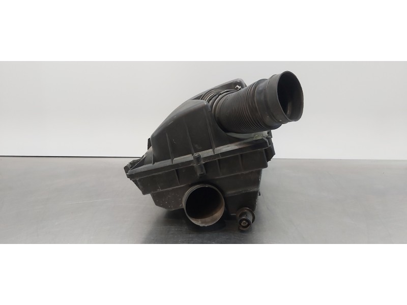 Recambio de filtro aire para opel vectra c berlina cosmo referencia OEM IAM 13271392  