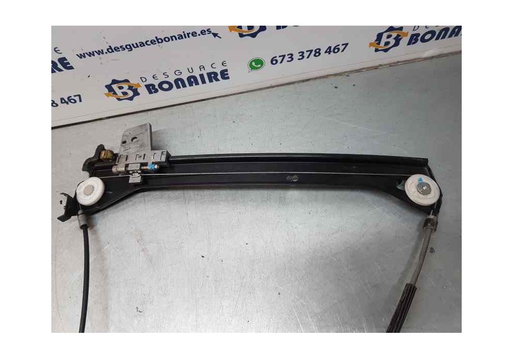 Recambio de elevalunas delantero izquierdo para mercedes clase clk (w209) cabrio 350 (209.456) referencia OEM IAM A2308201042  