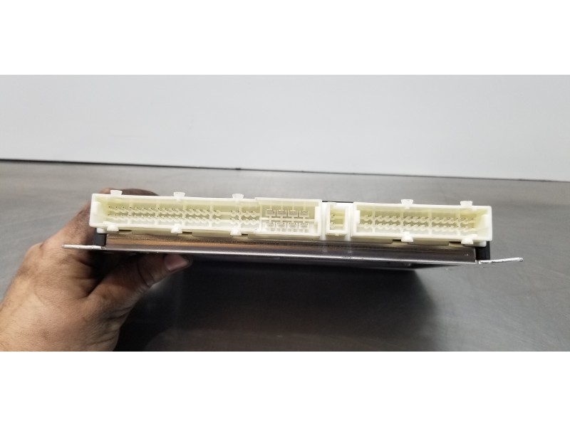 Recambio de centralita suspension para mercedes clase s (w221) berlina 320 / 350 cdi (221.022) referencia OEM IAM A2215404062  