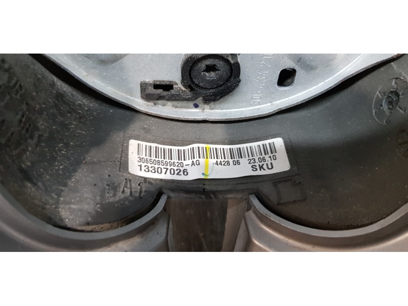 Recambio de volante para chevrolet cruze lt referencia OEM IAM 13307026   Recambio de volante para chevrolet cruze lt referencia OEM IAM 13307026