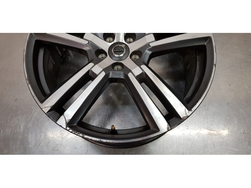 Recambio de llanta para volvo xc60 inscription awd referencia OEM IAM 31423853  