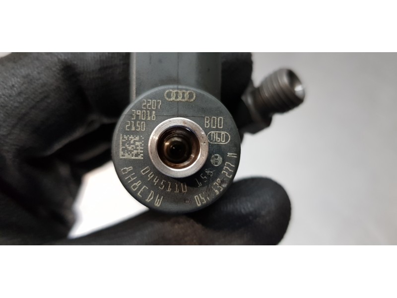 Recambio de inyector para audi a8 (4e2) 4.0 tdi quattro referencia OEM IAM 057130277M  