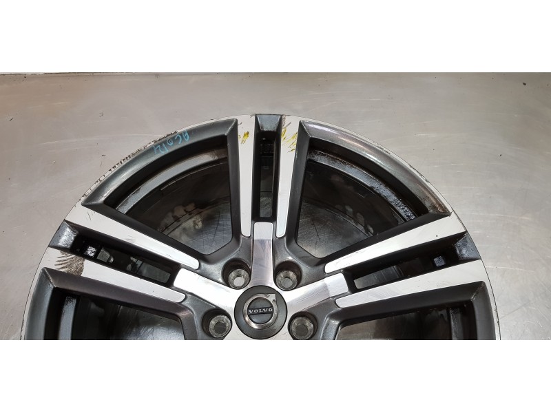 Recambio de llanta para volvo xc60 inscription awd referencia OEM IAM 31423853  