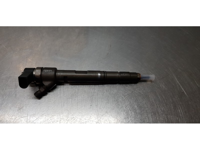 Recambio de inyector para audi a8 (4e2) 4.0 tdi quattro referencia OEM IAM 057130277M  