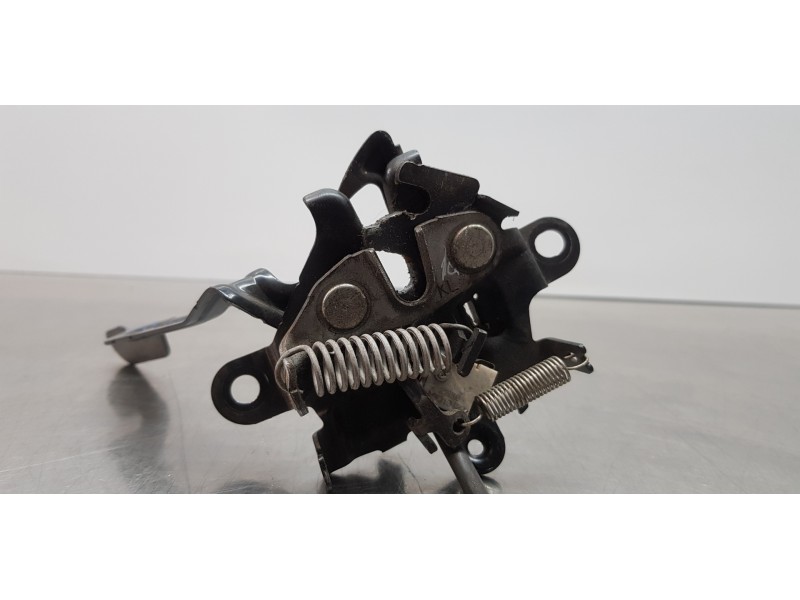 Recambio de cerradura capot para toyota rav4 hybrid 4x2 advance referencia OEM IAM 5351042130  