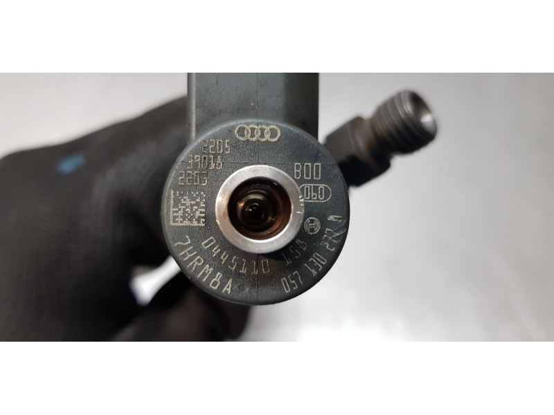 Recambio de inyector para audi a8 (4e2) 4.0 tdi quattro referencia OEM IAM 057130277M  