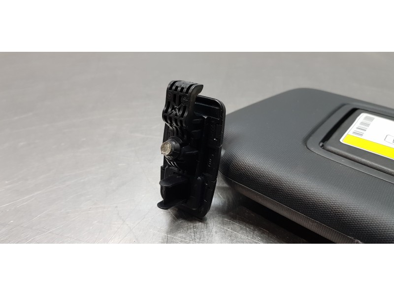 Recambio de parasol derecho para mercedes clase a (w176) a 180 cdi blueefficiency (176.012) referencia OEM IAM A1768101600  