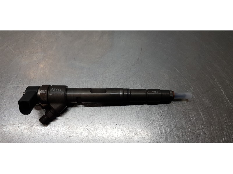 Recambio de inyector para audi a8 (4e2) 4.0 tdi quattro referencia OEM IAM 057130277M  