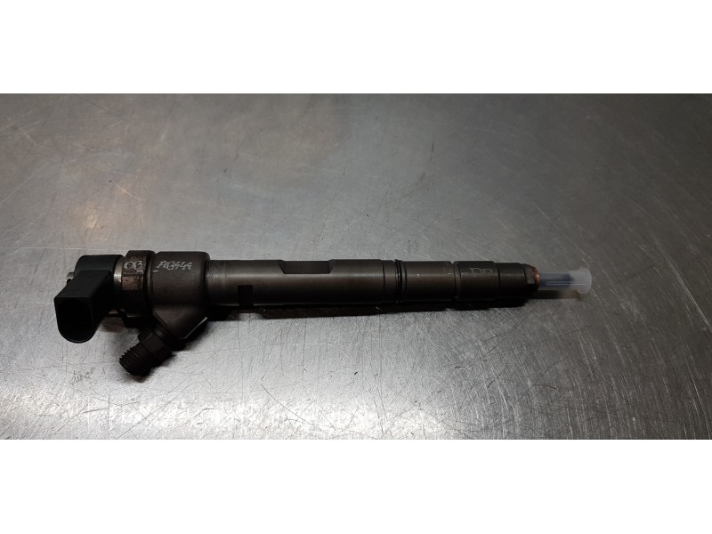 Recambio de inyector para audi a8 (4e2) 4.0 tdi quattro referencia OEM IAM 057130277M  