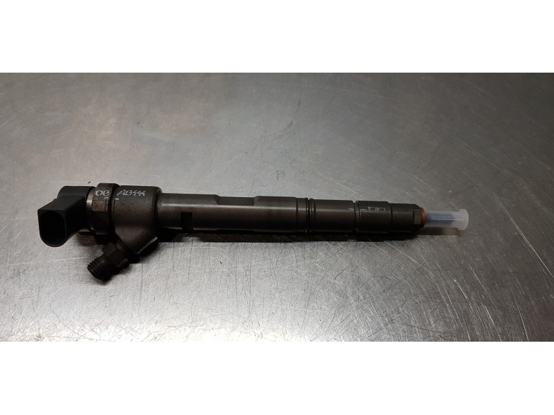 Recambio de inyector para audi a8 (4e2) 4.0 tdi quattro referencia OEM IAM 057130277M  