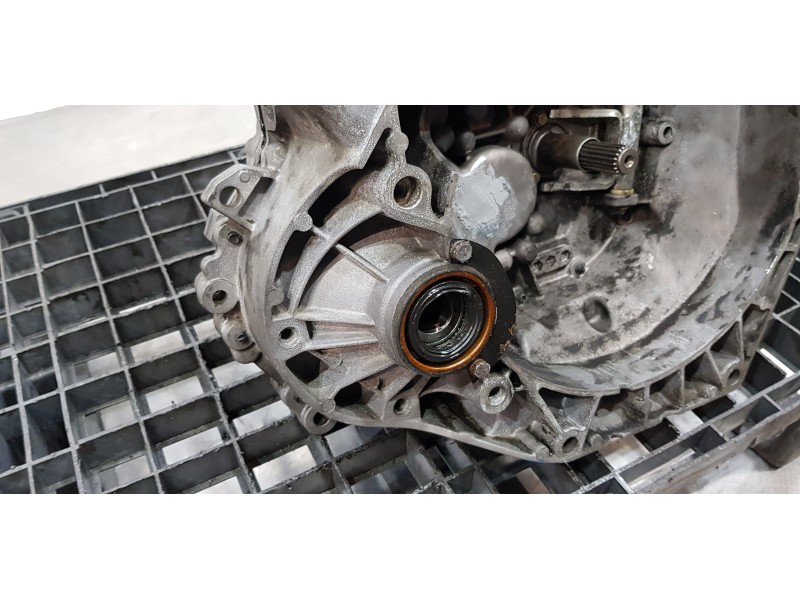 Recambio de caja cambios para bmw mini (r50,r53) cooper referencia OEM IAM 23000432963   Recambio de caja cambios para bmw mini (r50,r53) cooper referencia OEM IAM 23000432963