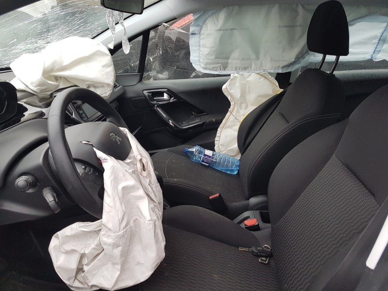 peugeot 208 (p2) del año 2019