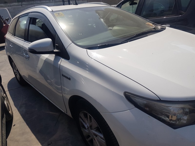 toyota auris touring sports (e18) del año 2013