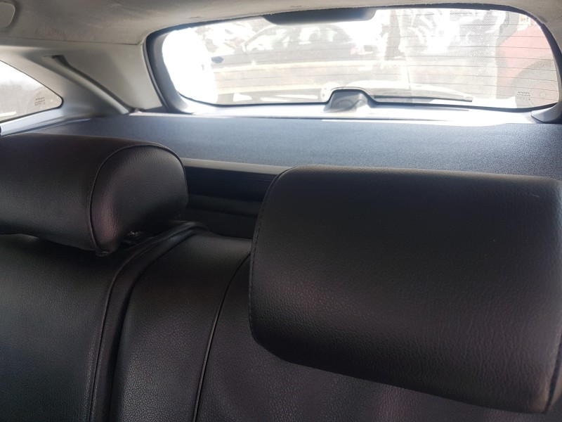 toyota auris touring sports (e18) del año 2013