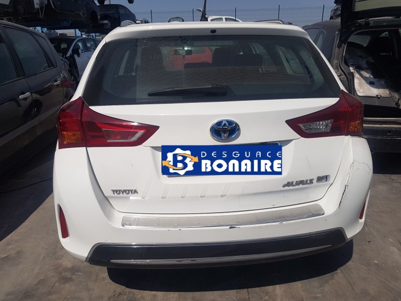 toyota auris touring sports (e18) del año 2013