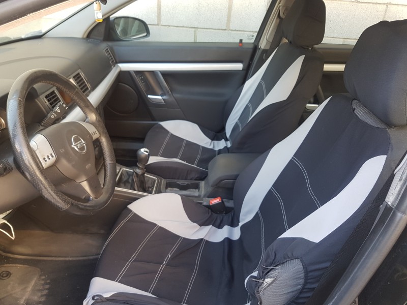 opel vectra c berlina del año 2004