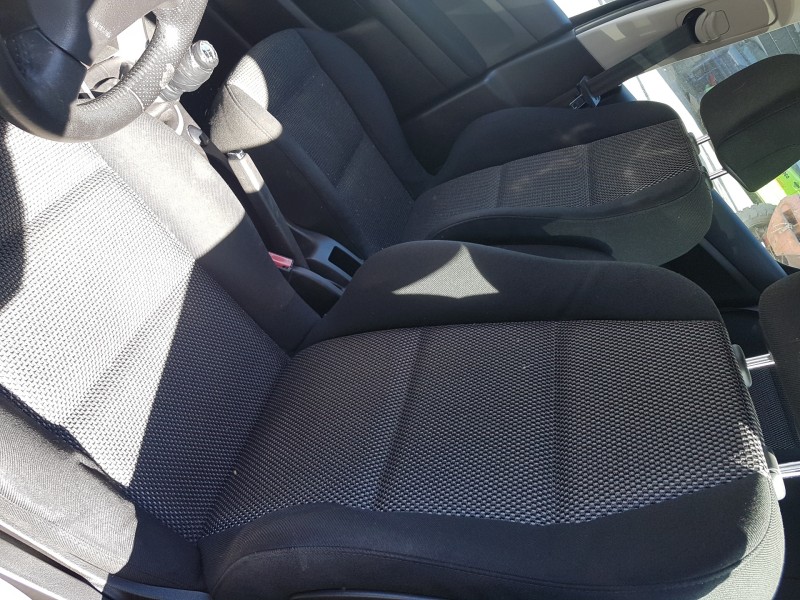 peugeot 307 berlina (s2) del año 2007