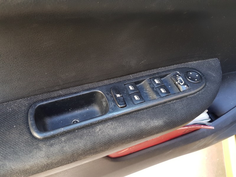 peugeot 307 cc (s1) del año 2004 peugeot 307 cc (s1) del año 2004