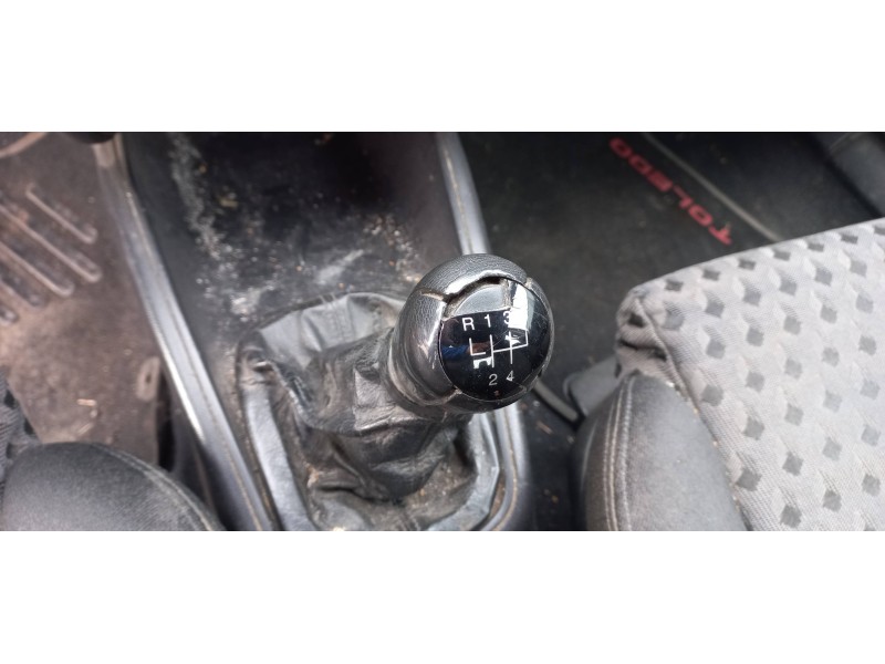 seat leon (1m1) del año 2001