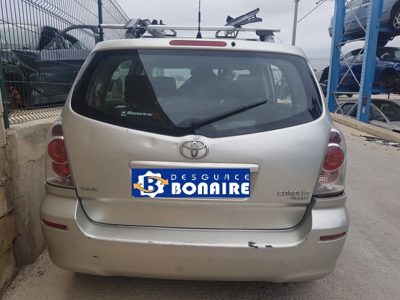 toyota corolla verso (r1) del año 2005