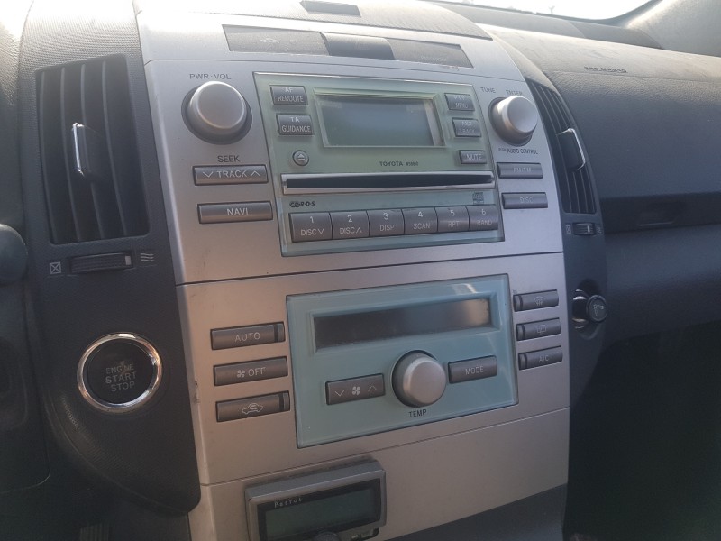 toyota corolla verso (r1) del año 2006